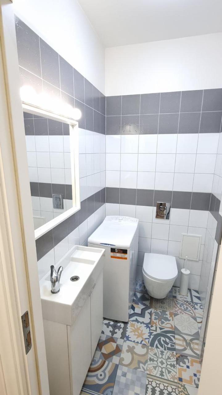 Marijas City Center Apartment ريغا المظهر الخارجي الصورة
